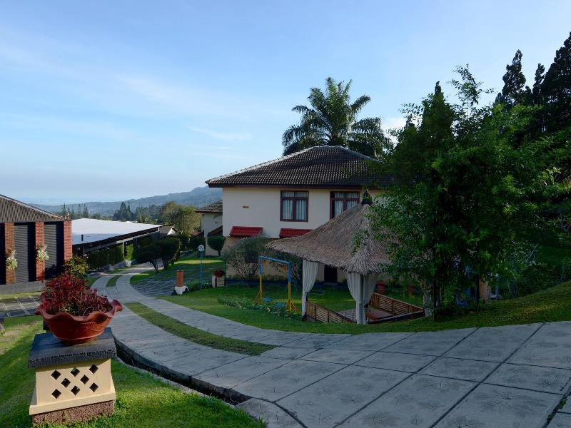 The Jayakarta Cisarua Puncak Exterior foto